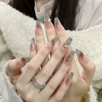 Зеленая плитка застеклена