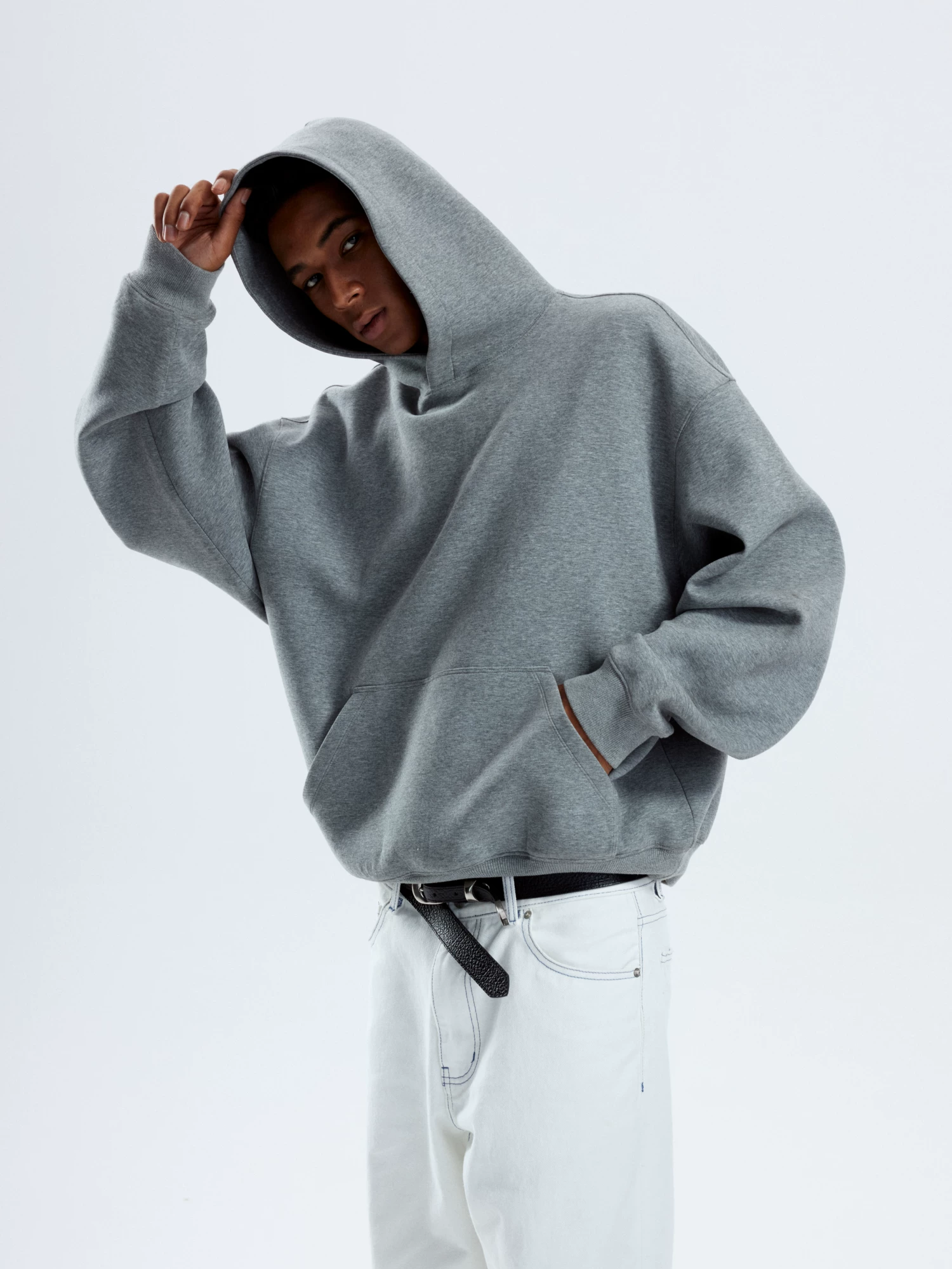 Xanvas Two-color brushed warm long-staple cotton air layer boxy solid color hooded sweatshirt hoodie cleanfit