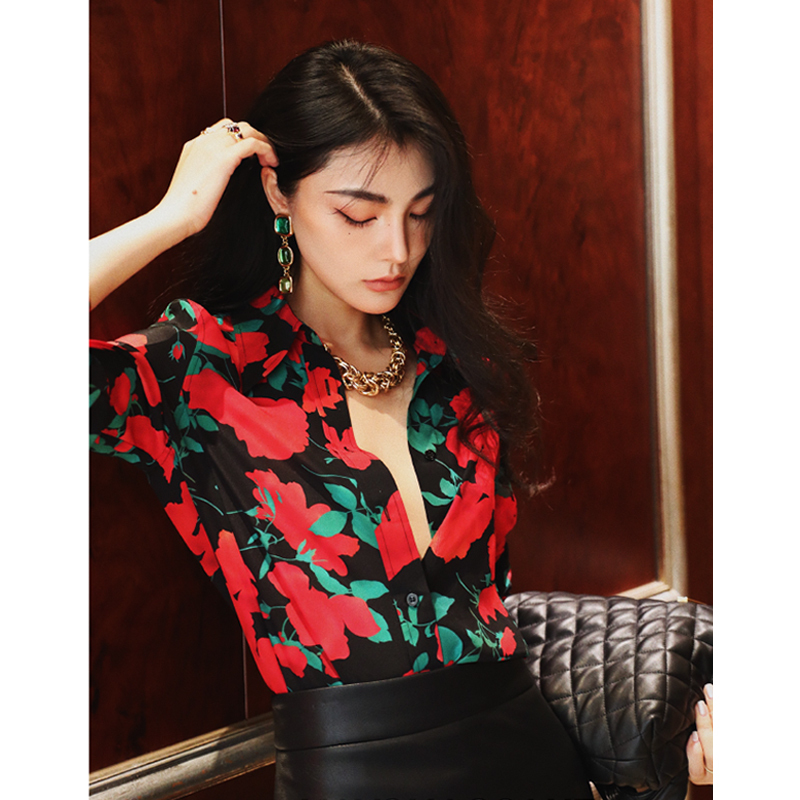 High-End, Chic, Retro Hong Kong Style Printed Red Shirt for Women, Spring and Summer, Shoulder-Length, Stylish, Silk Acetate Satin Shirt High-End, Chic, Retro Hong Kong Style Printed Red Shirt for Women, Spring and Summer, Shoulder-Length, Stylish, Silk Acetate Satin Shirt