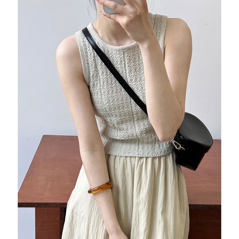 Spring and Autumn Comfortable Cotton Gauze Simple Round Neck Sleeveless Undershirt Hong Kong Style Knitted Vest Short Style Inner Wear Camisole