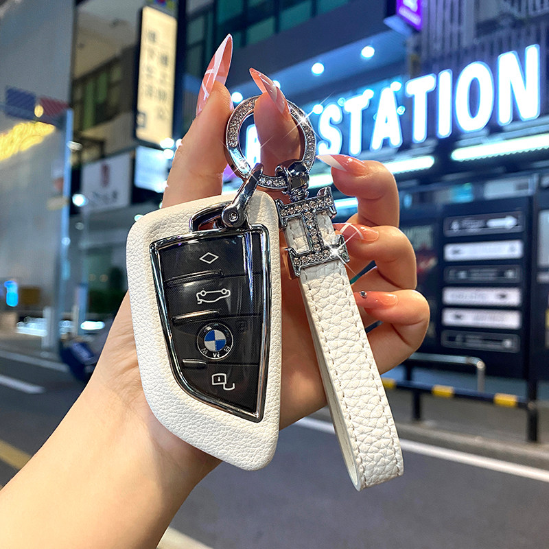 Suitable for BMW key case 3 series 5 series 1 series 320li new three X1X2X3X5X4X6 buckle 530 packs 7 series blade female