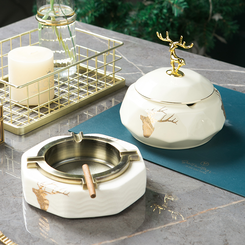 Ashtray household living room coffee table Fashion creative modern ins Nordic light luxury large smoke cylinder anti-ash fly with lid