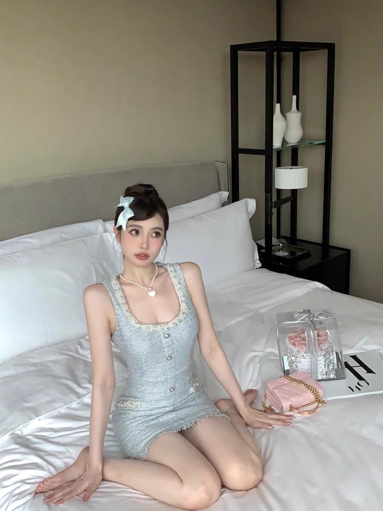 Famous Yuan Temperament Small Fragrant Wind Harnesses with dress and women Summer swarm up Purse Hip Short Skirt Pure Desire Sexy Little Dress-Taobao