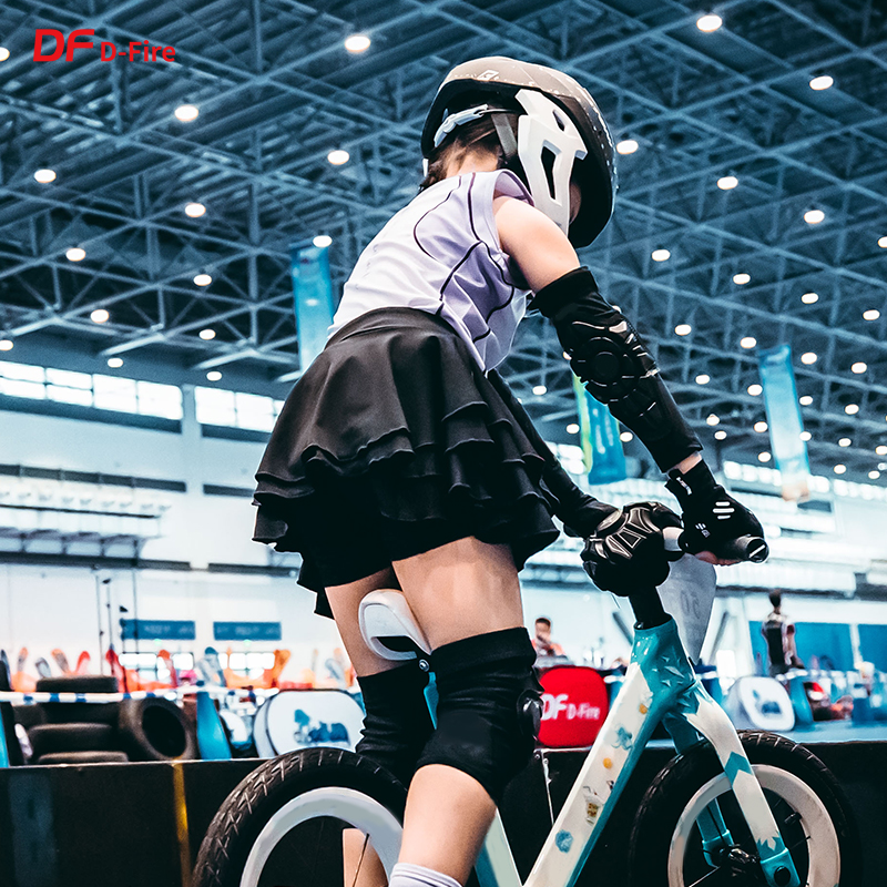 DF Dfhire Children Sport Little Black Dress Girl Daily Training Riding High Bounce Breathable Hygroscopic Speed Dry Half Skirt