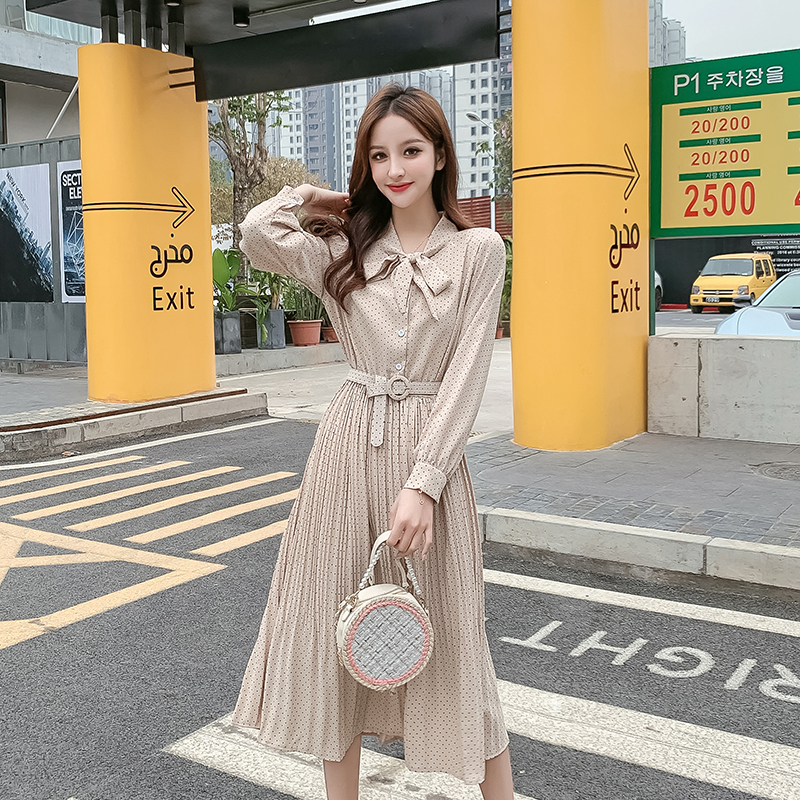2022 Spring loaded with new long sleeves In length version Temperament Goddess Van Po Dot Foreign Dress Slim Overknee Plexity Dress