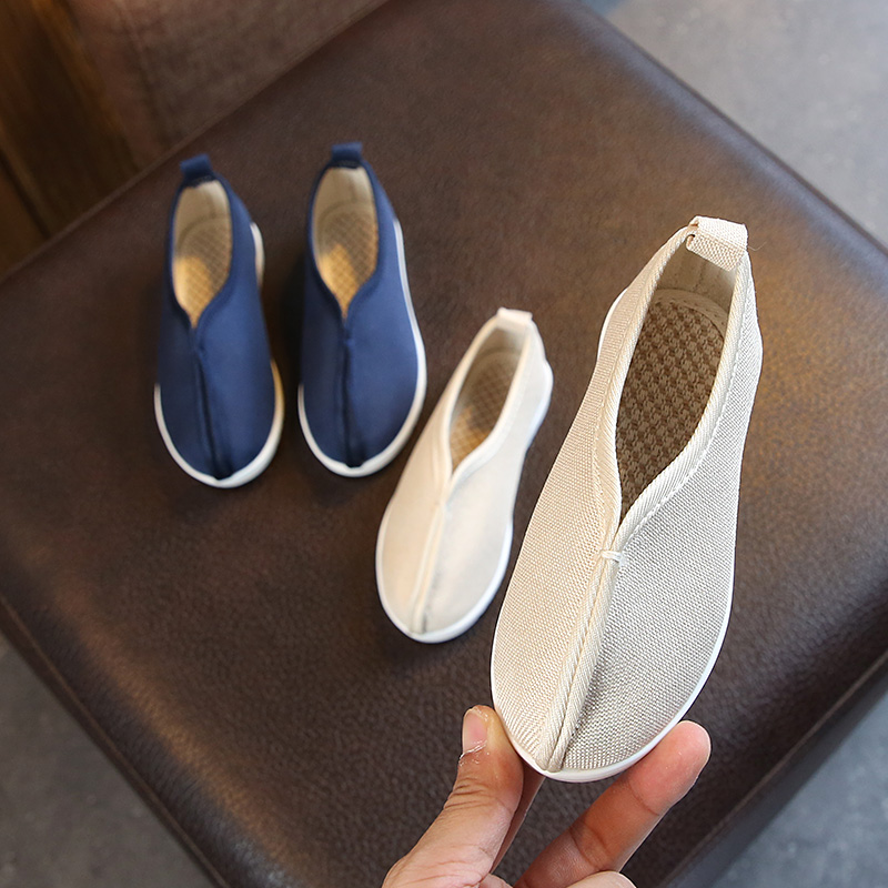 Old Beijing children's cloth shoes ethnic style embroidered shoes tendon sole boys dance shoes Chinese style Hanfu shoes small white shoes