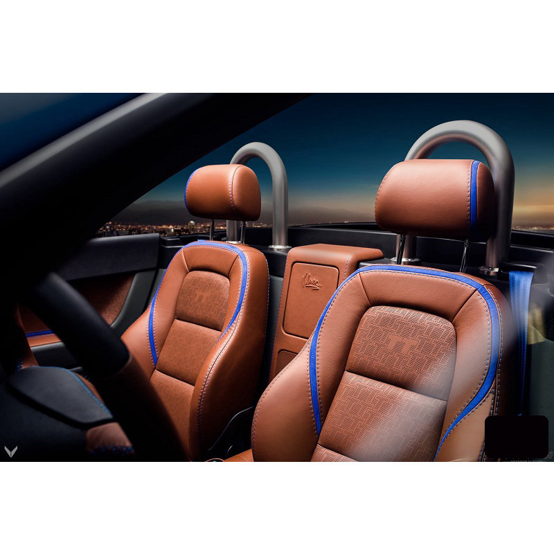 Ningbo did car bag leather seat interior roof renovation modification flip fur ventilation custom door panel color change