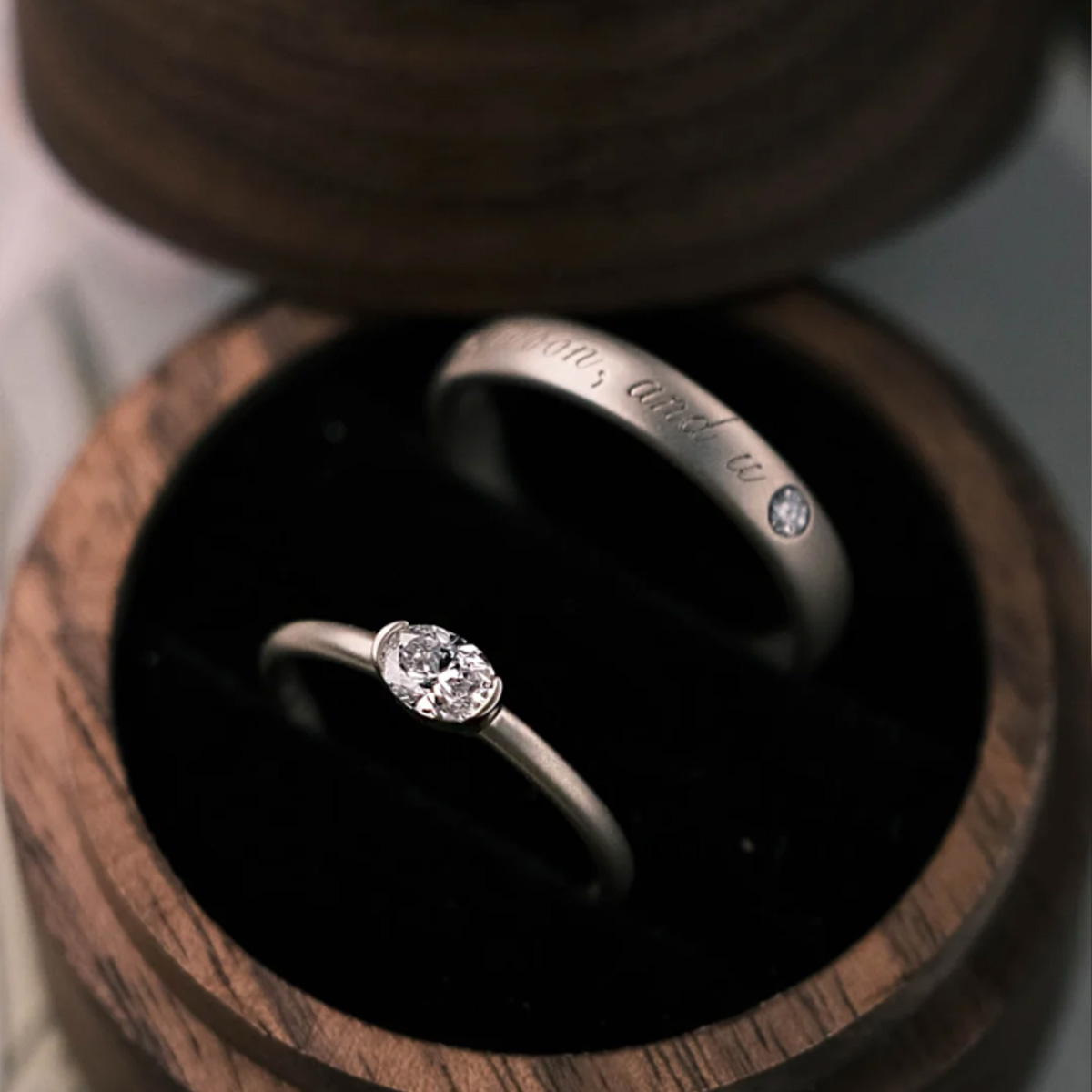 18K白金仙女指环:一颗藏匿海洋秘密的璀璨明珠