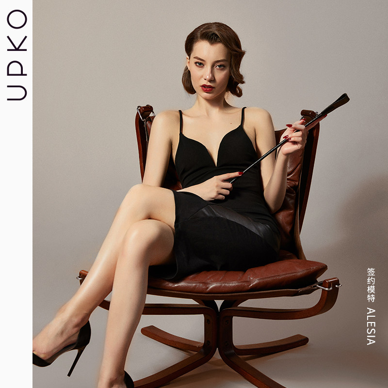 UPKO imports genuine leather high-end tunic horse whip SM flirtaways SP shackles male and female adults Spice Toys