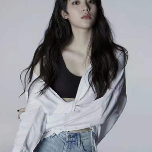 两件Ubras女士内衣无痕冰丝背心文胸女