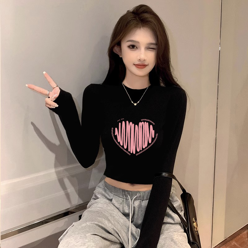 Black Half-High Collar Heart Print Base Shirt for Women, Short Tight-Fitting Slimming Long-Sleeve T-Shirt with a Medium Collar