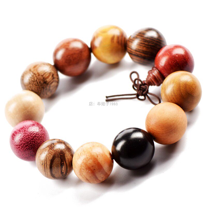 Wen players play with dolon beads string sandalwood various mangrove holes to give parents gifts to men and women 15 18 20