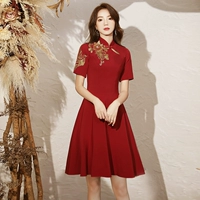 Бордовый, короткий