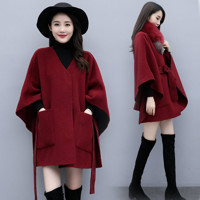 Cape jacket female autumn and winter bifacial cashmere wine red with long version of fur The cape is clothed with a great cloak