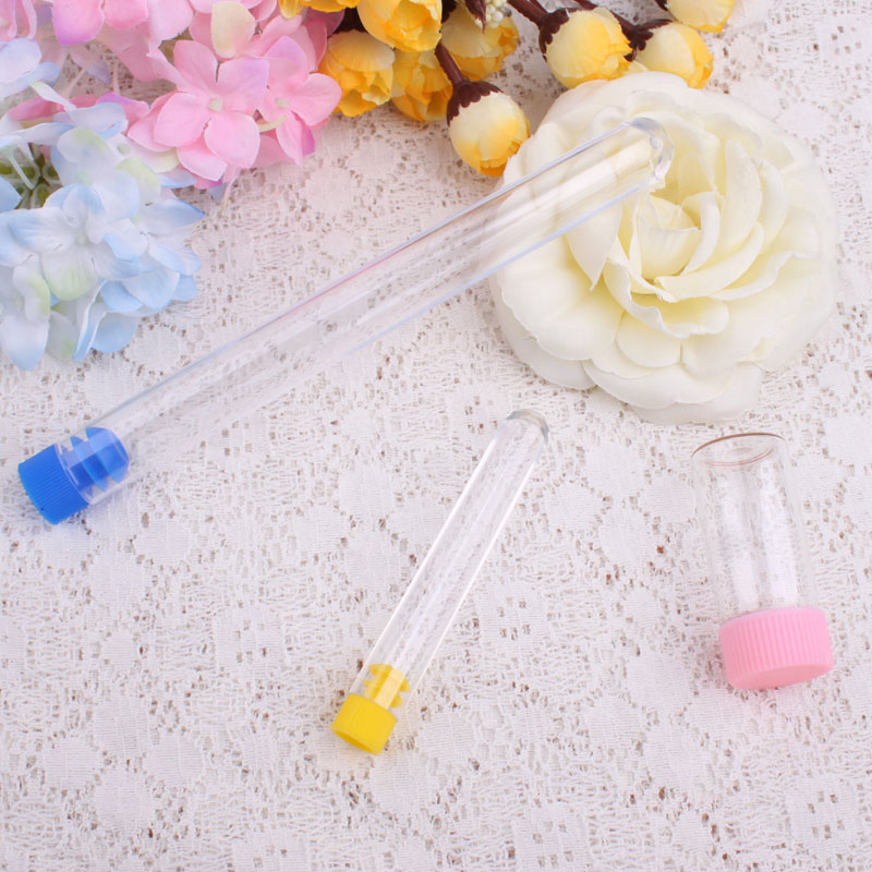 The needle bottle of the cross stitch needle has a test tube-type storage bottle of both the size and length of the syringe