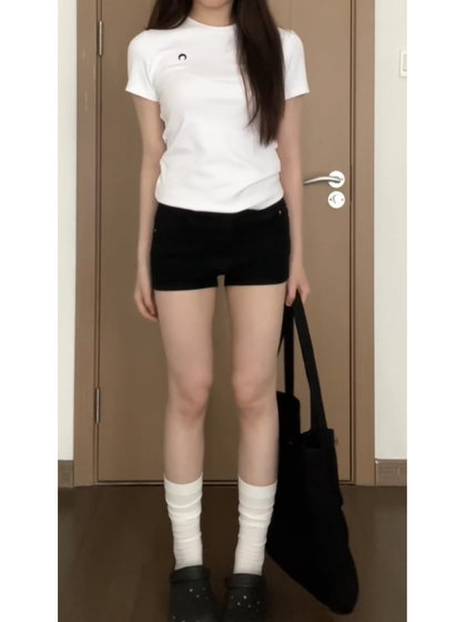 黑色牛仔短裤女夏季薄款2024新款小个子高腰a字显瘦直筒阔腿热裤