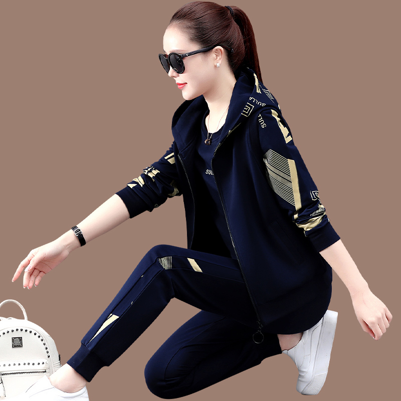 Sports and leisure suit women's spring and autumn 2022 new fashion loose hooded vest printed color sweater three-piece set