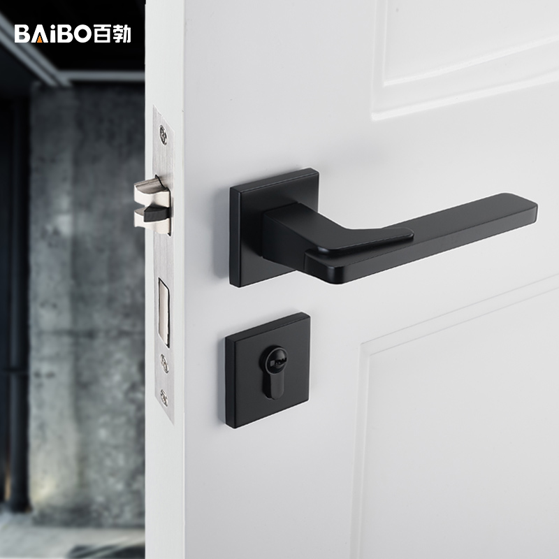 Door lock Bedroom household magnetic mute black powder room door lock Light luxury wood door lock Two-piece lock door handle