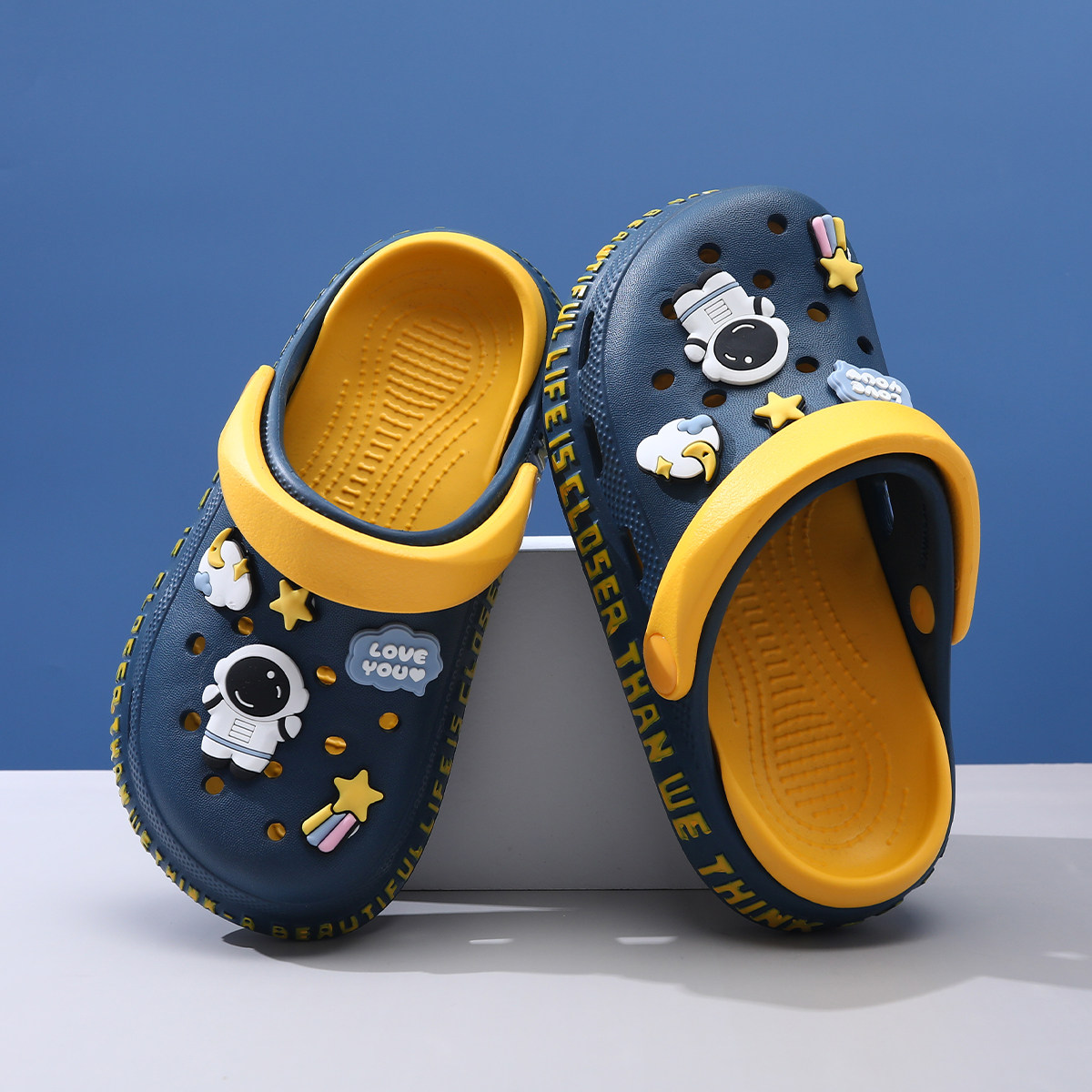 Delta Action Children's Croc Shoes Boys' Non-Slip Summer New Style Kids' Soft Sole Beach Sandals — 5
