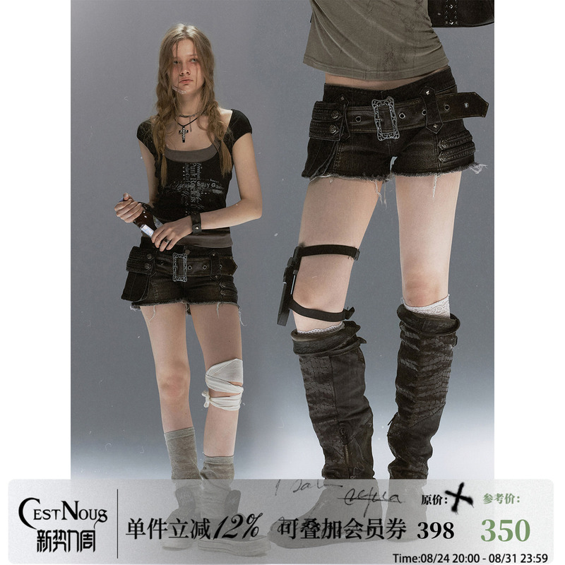 Cestnous Leather Wide Belt Detachable Vintage Distressed Pocket Low-Rise Black Denim Shorts Slim Fit Hot Pants Cestnous Leather Wide Belt Detachable Vintage Distressed Pocket Low-Rise Black Denim Shorts Slim Fit Hot Pants