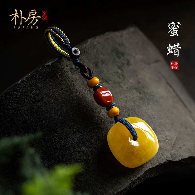 Pufang high-grade wax safety buckle car keychain pendant pendant one thing one figure creative personality pendant jewelry men and women