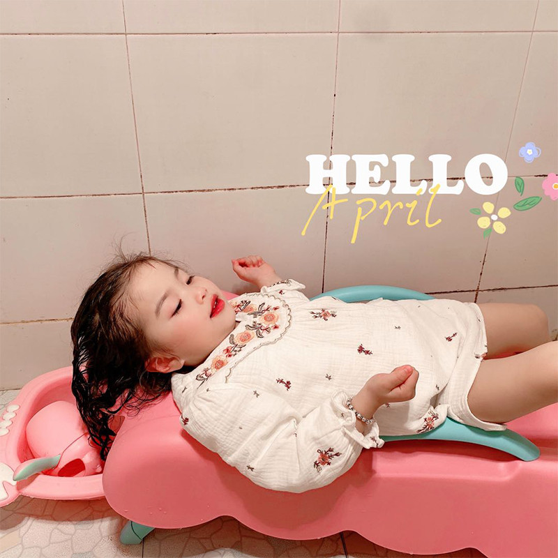 Children's hair wash chair baby multi-functional hair washing artifact kids hair wash chair bed foldable shampoo chair