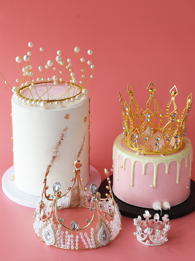 Net red small crown cake decoration decoration birthday adult queen children pearl crown plug-in headdress accessories