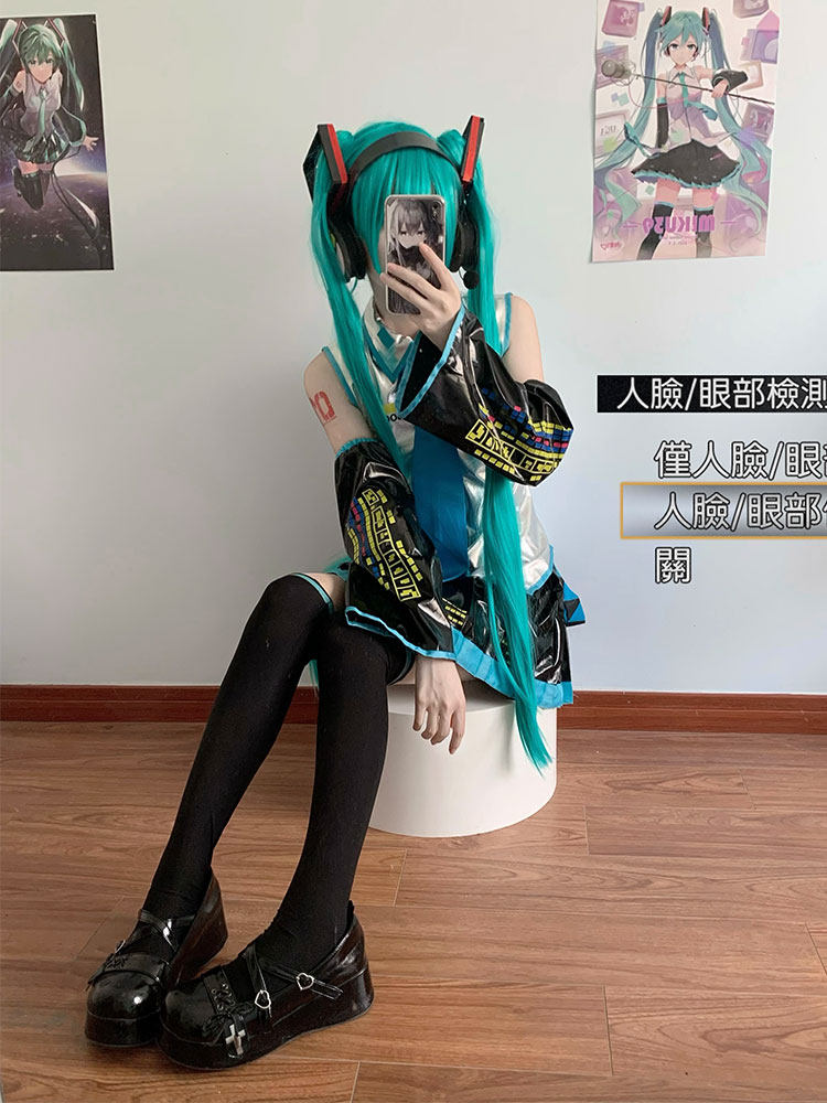 `初音未来cos服MIKU公式服日本少女动漫白银漆皮JK女装cosplay套装怎么选?我的体验分享!_Cosplay女装_淘宝游戏网