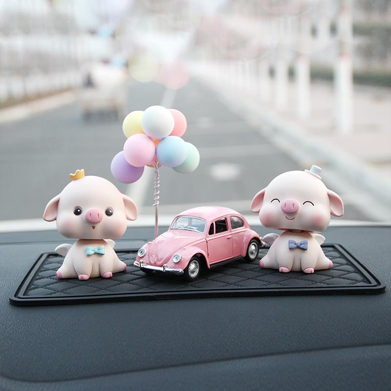 Car interior decoration ornaments pig personality creative cute car decoration decoration high-end car decoration supplies Daquan