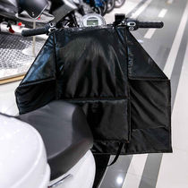 Tram windshield is heated by winter leather surface plus thickening motorcycle windshield warm battery waterproof split pedal