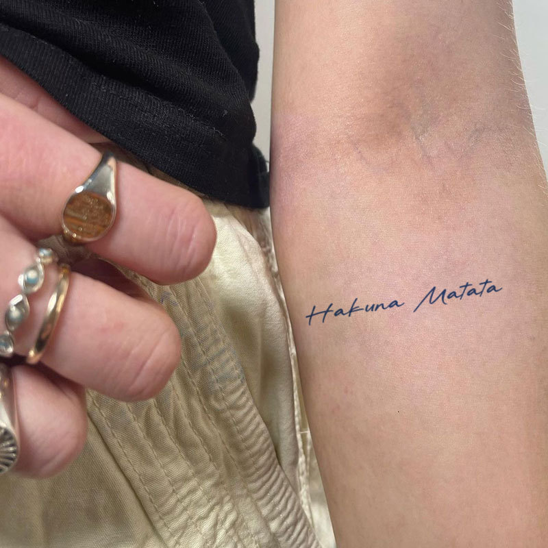 Gattoo【Hakuna Matata】Dreams Come True, Everything Goes Smoothly, 2 Weeks of Non-Waterproof, Non-Reflective Temporary Tattoo Stickers Gattoo【Hakuna Matata】Dreams Come True, Everything Goes Smoothly, 2 Weeks of Non-Waterproof, Non-Reflective Temporary Tattoo Stickers