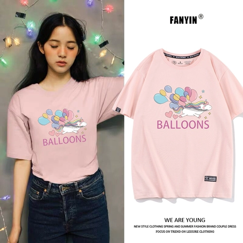 Розовая хлопковая небольшая дизайнерская милая футболка, коллекция 2023, короткий рукав, тренд сезона, в корейском стиле