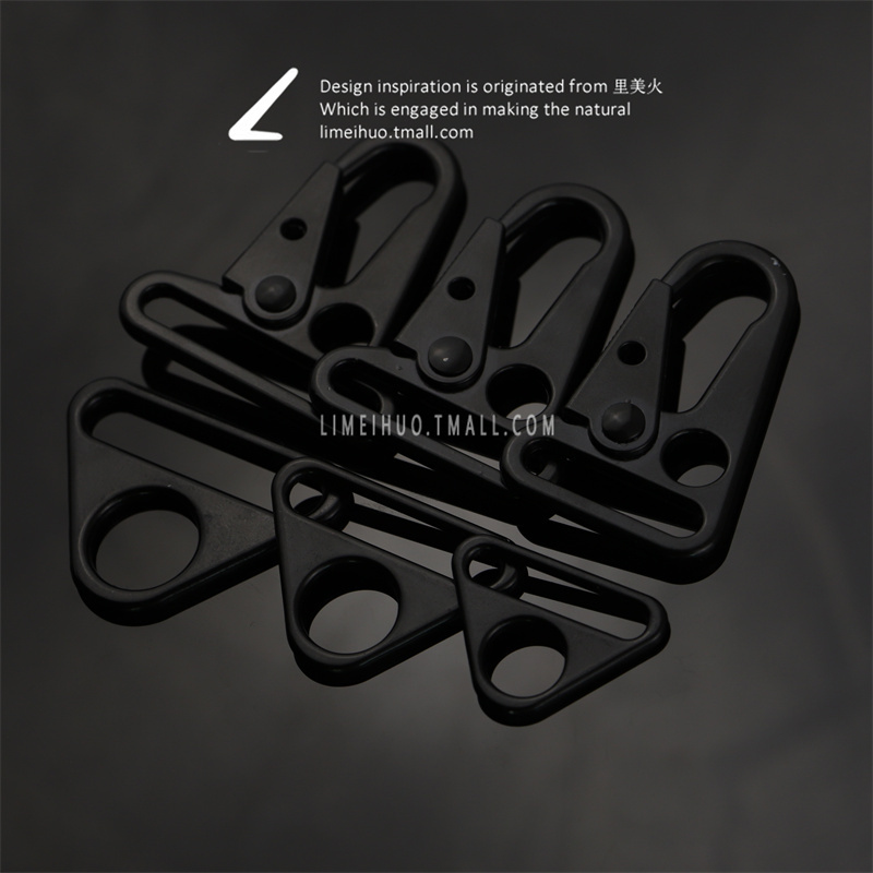 Black Metal Triangle Buckle Elastic Buckle Eagle Beak Buckle Metal Spring Keychain DIY Strap Quick Hook Outdoor Black Metal Triangle Buckle Elastic Buckle Eagle Beak Buckle Metal Spring Keychain DIY Strap Quick Hook Outdoor