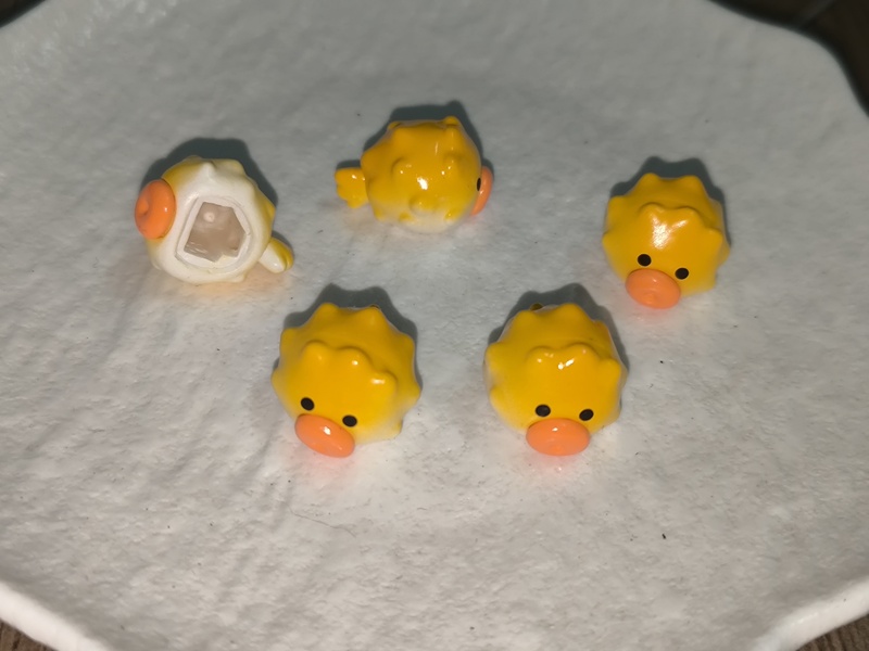 Bulk Accessories: Pufferfish Cream Glue DIY Decoration Accessories for Micro-Landscape Creation