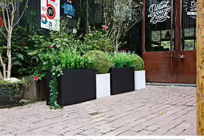 Outdoor wrought iron flower box combination Commercial Street Square sample house display center flower Trough Dining Hall Green Fence Villa courtyard flower bed