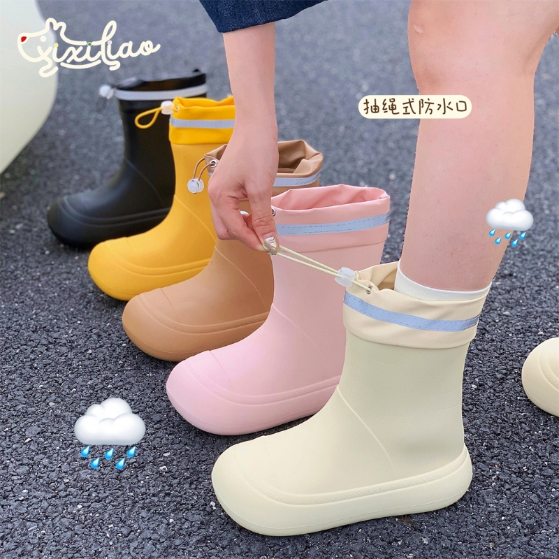 Thin Waterproof Outdoor Rain Boots for Women with Drawstring Closure, Suitable for All Seasons, Casual Non-Slip Water Boots Thin Waterproof Outdoor Rain Boots for Women with Drawstring Closure, Suitable for All Seasons, Casual Non-Slip Water Boots