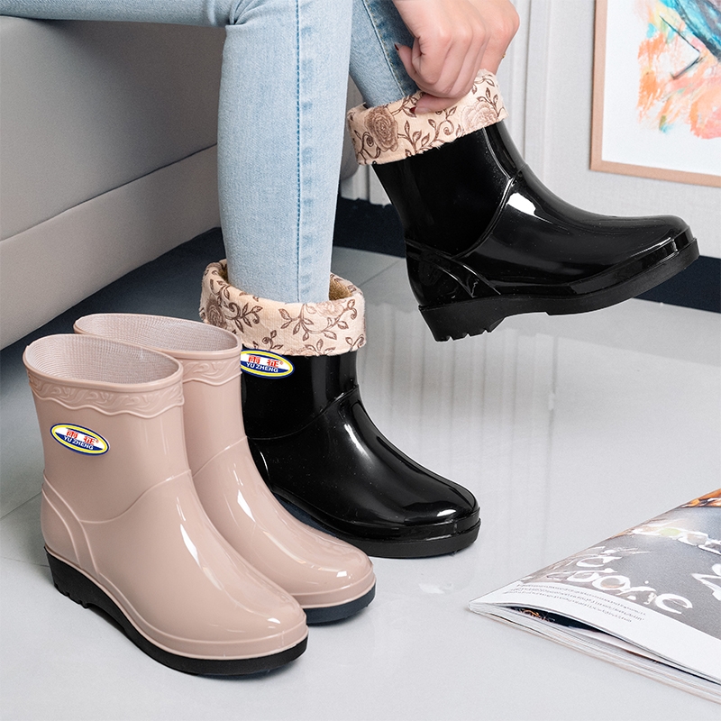 Женские непромокаемые ботинки, теплая бархатная нескользящая водонепроницаемая обувь средней длины, непромокаемые ботинки для взрослых с короткими рукавами, женская зимняя обувь на толстой резине