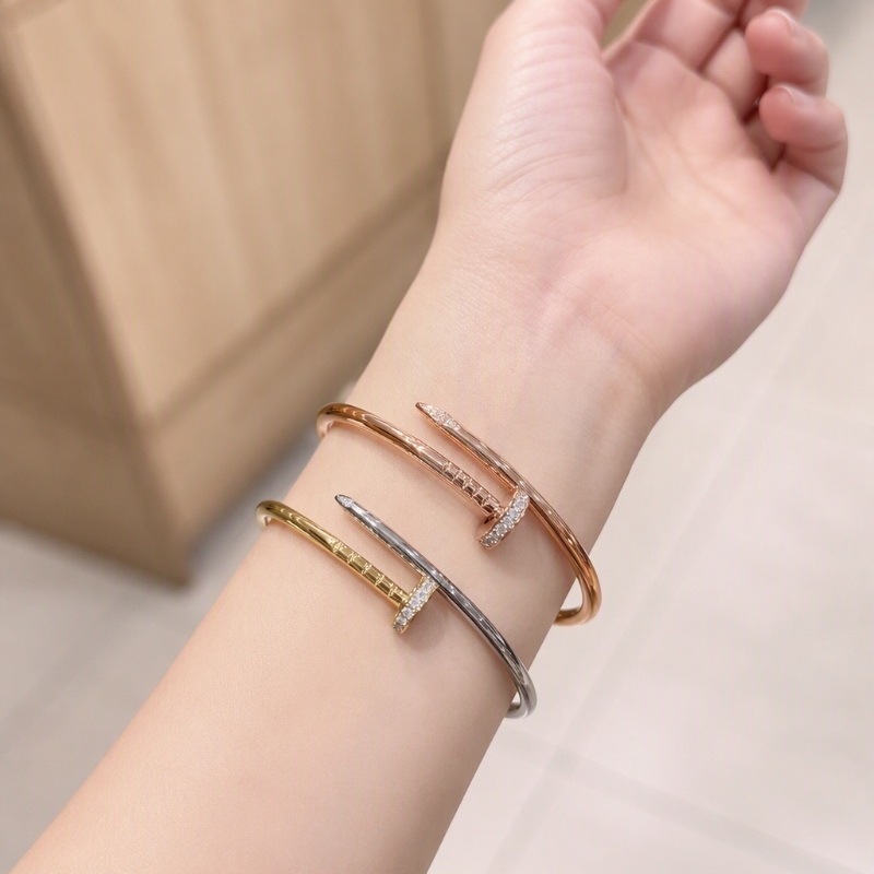 High-End Nail Bracelet for Women with Diamonds, 18K Rose Gold, Fashionable Love Stackable Wide Band Bracelet, Light Luxury Gold, Qixi Festival High-End Nail Bracelet for Women with Diamonds, 18K Rose Gold, Fashionable Love Stackable Wide Band Bracelet, Light Luxury Gold, Qixi Festival