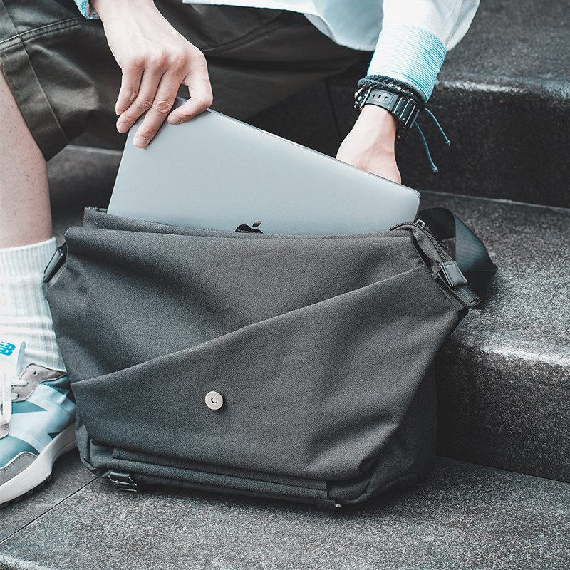 Photocopter Planet-Skew Satchel Electric Pack 156 Inch Male Hand Tide 16 Lenovo delights 15 6 Apple macbook13 Huo Shuo Men's D Huawei matebook14