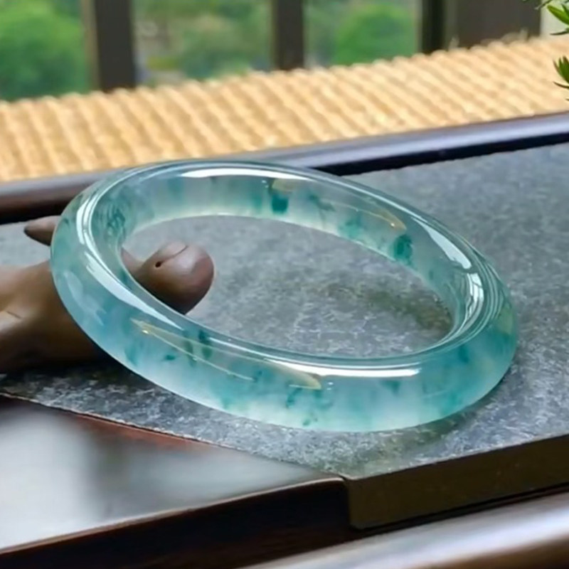 Myanmar emerald bracelet original stone ice glutinous seed floating jade bracelet female jade bracelet natural Guido Princess Bracelet Processing Customised
