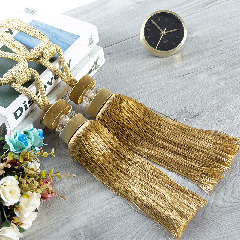 Curtains with a pair of luxury high-end European-style hanging ball with curtain bundle decoration