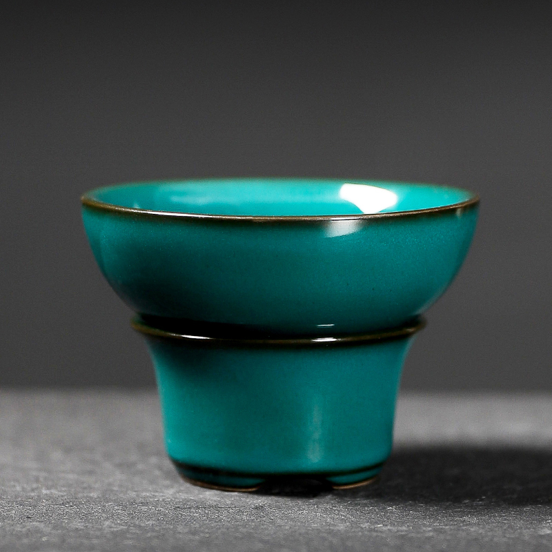 Emerald Green Kung Fu Tea With Filter Screen Ceramic Tea Leak Creative Tea Duct Accessories Tea supplies Tea sepp Net filter Tea machine Net