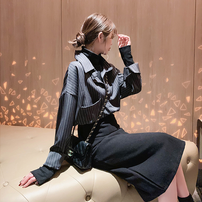 Fake two blouses design feeling laminated wearing striped shirt Female retro port Taste Shirt Spring Autumn Season Long Sleeves Wear 100 lap