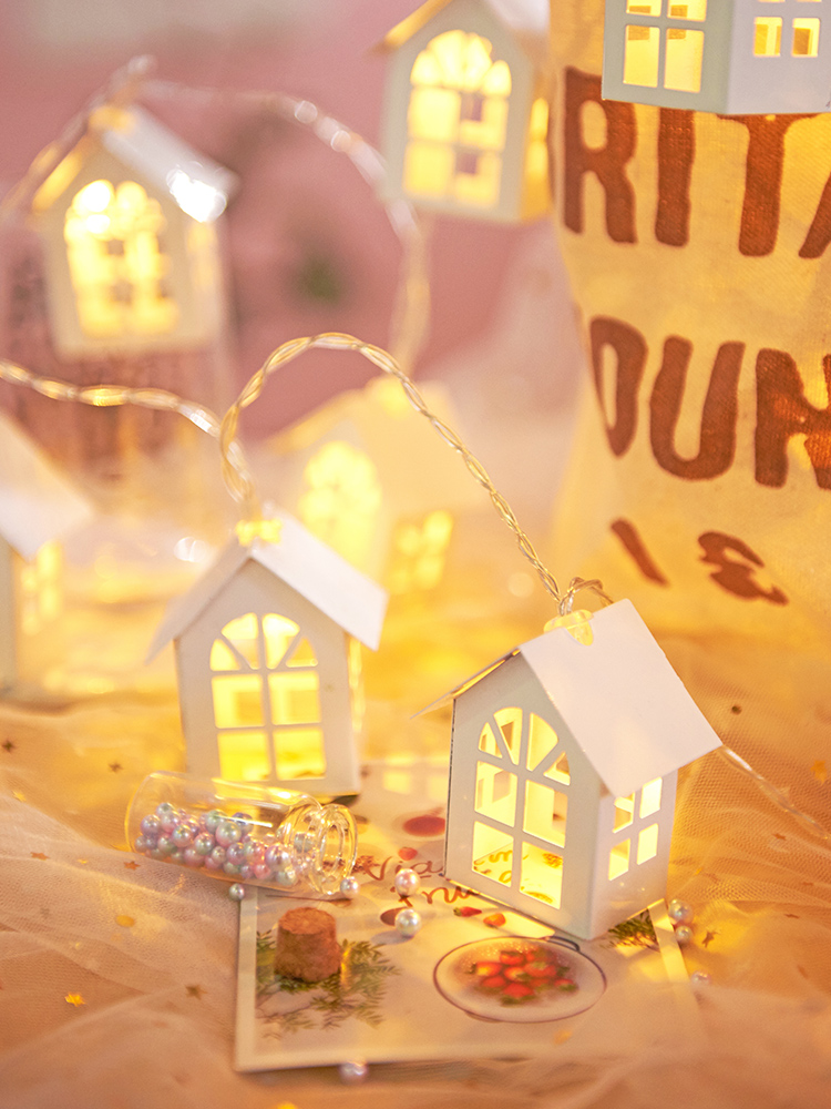 White house colored lights flashing lights Light string Star lights Room decoration small pieces of rental house transformation bedroom net red light string