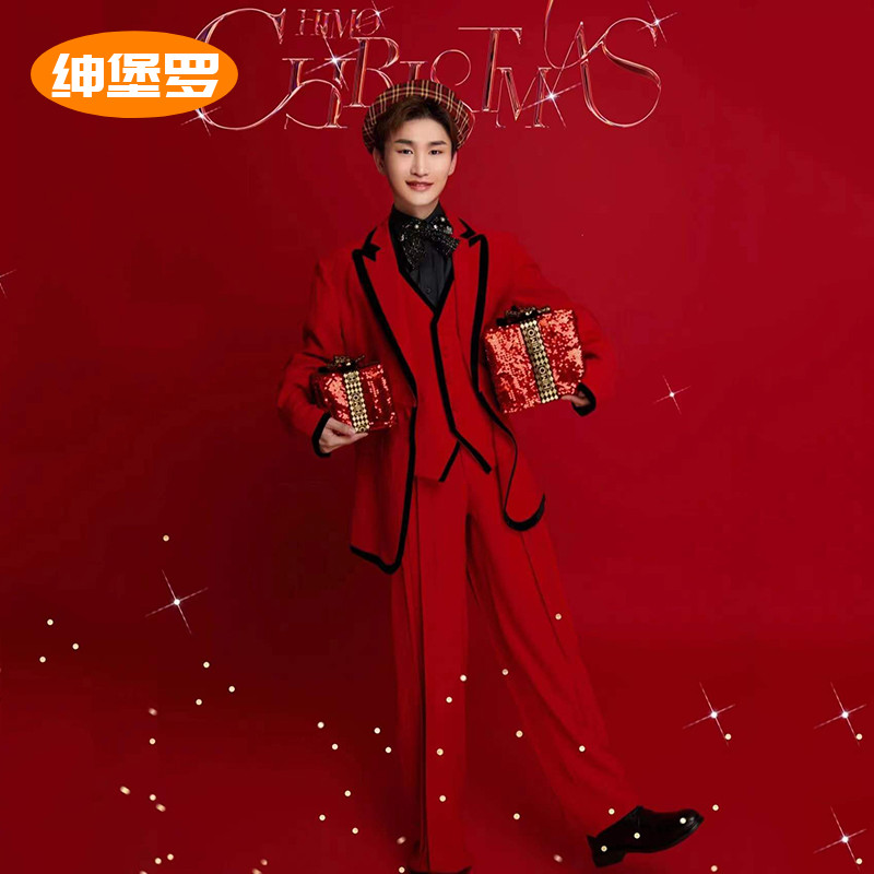 Photo Gallery New Christmas Lovers Themed Real Clothing New Year Red Fashion Casual Clothing Exhibition Photography Gown