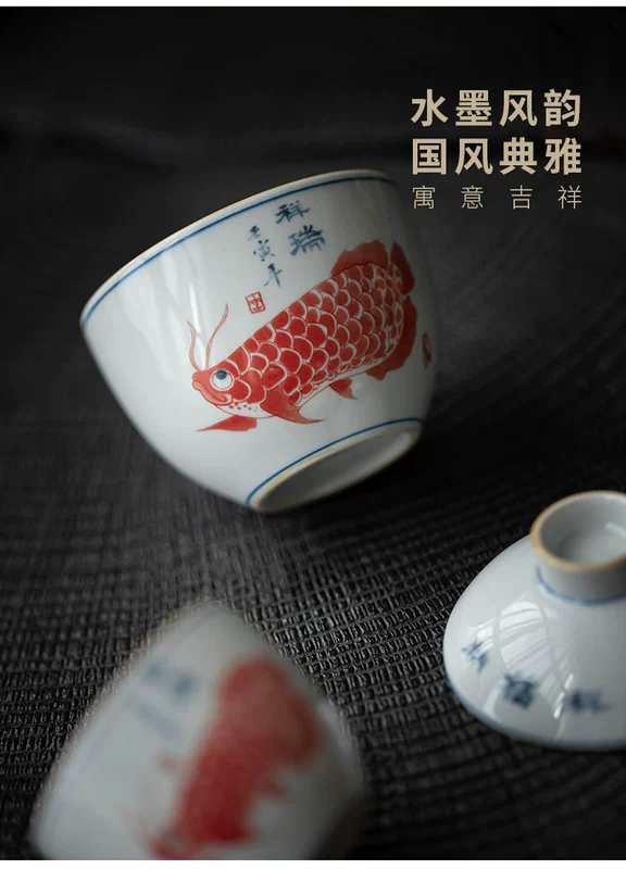 Khoảng sân nhỏ gặp bộ trà du lịch cá rồng xanh trắng cổ di động nhanh chóng một bình một hoặc hai tách trà tùy chỉnh bộ ấm trà du lịch bộ ấm pha trà du lịch