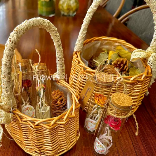 Мини -желание бутылочных высушенных цветов образцы букета сувенирные стеклянные пробирки бессмертные цветочные украшения для подруги учителя