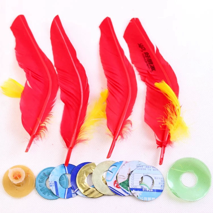 Shuttlecock Hot Shuttlecock Chicken Feather Shuttlecock 4 Hole Có thể tháo rời Thịt bò Tendon Dưới cùng Trò chơi Kick Kick - Các môn thể thao cầu lông / Diabolo / dân gian