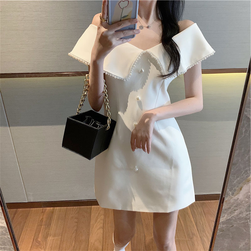 French niche Hepburn style white princess skirt age reduction beaded one-shoulder high-rise dress dating small skirt summer