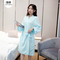 Светло-зеленый